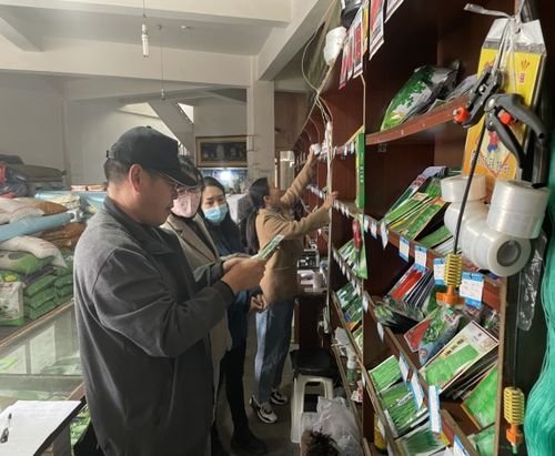 市農(nóng)牧技術(shù)推廣中心組織開展第二季度農(nóng)作物種子經(jīng)營情況專項(xiàng)監(jiān)督檢查